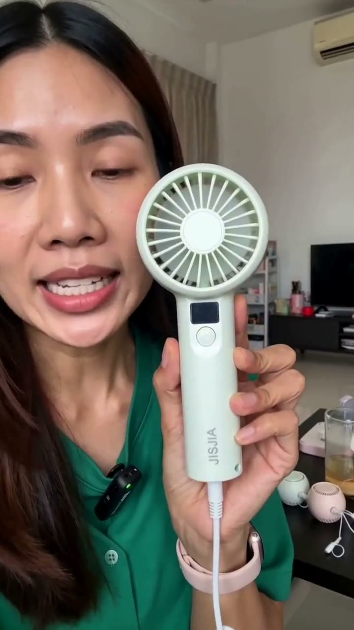 Handheld product demonstration treatment